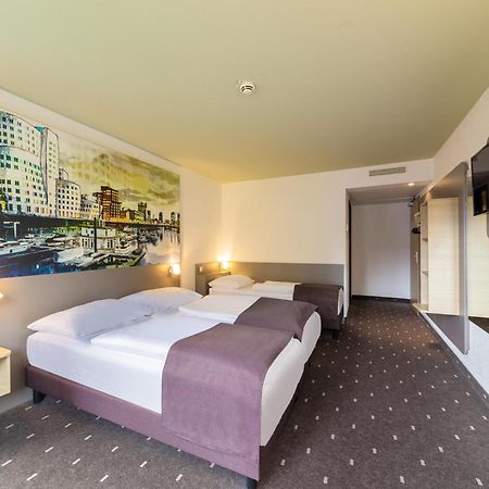 B&B Hotel Düsseldorf City-Süd Exterior foto