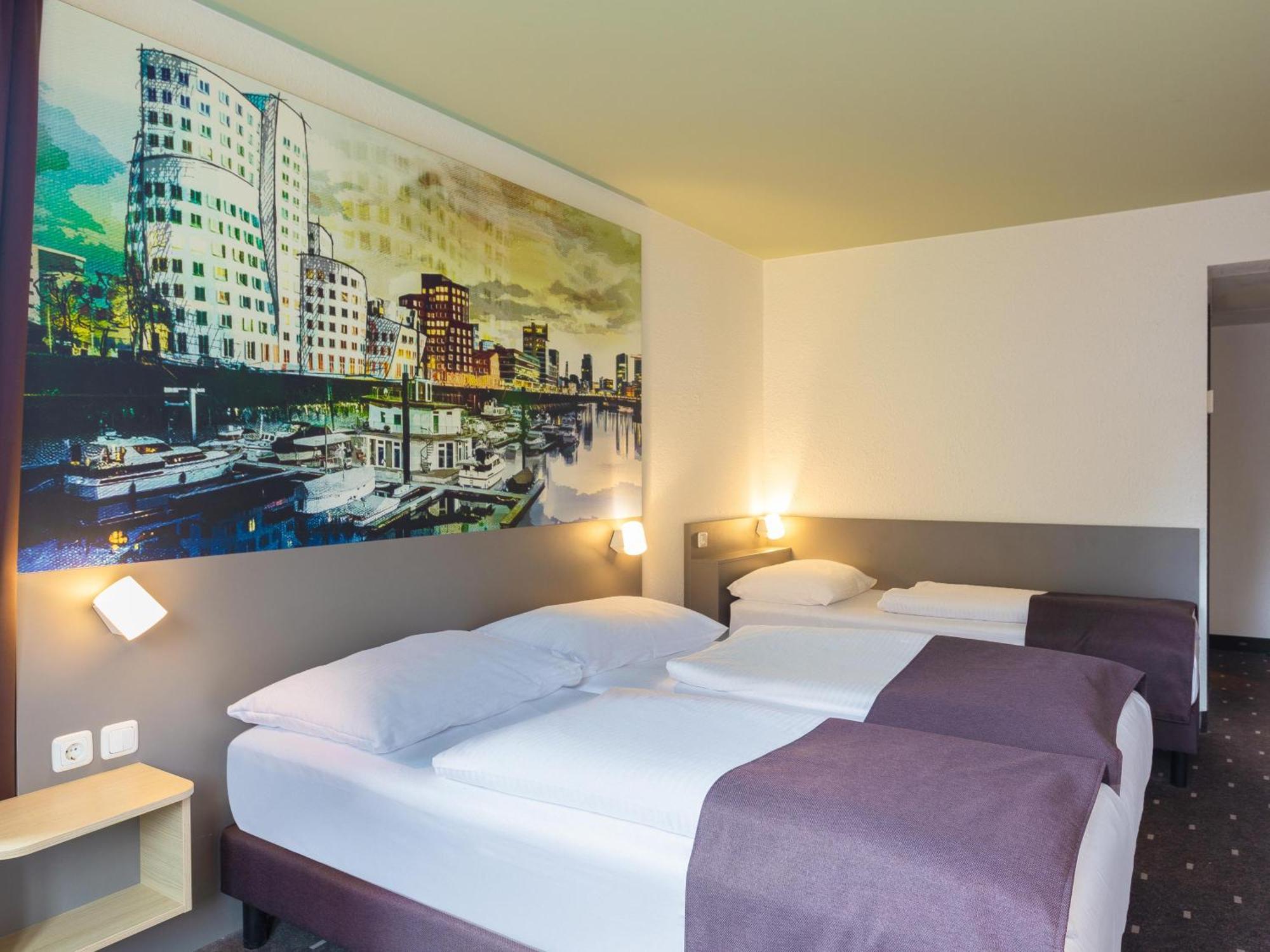 B&B Hotel Düsseldorf City-Süd Exterior foto